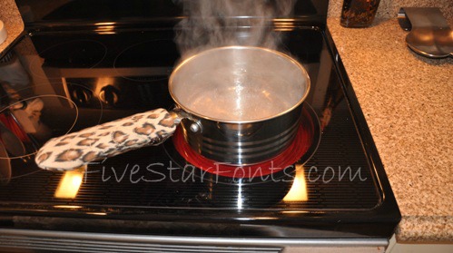 http://fivestarfonts.com/image/data/products/Pot-holders/animal-stove.jpg