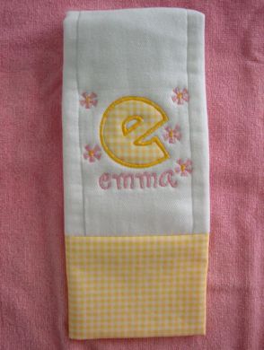 Darling Unisex Applique Font